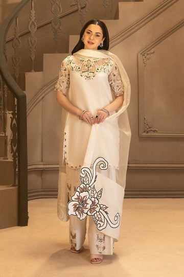 Explore beautiful white dresses for women, charming white dress designs Pakistani, and sophisticated white and gold dress looks for all occasions.