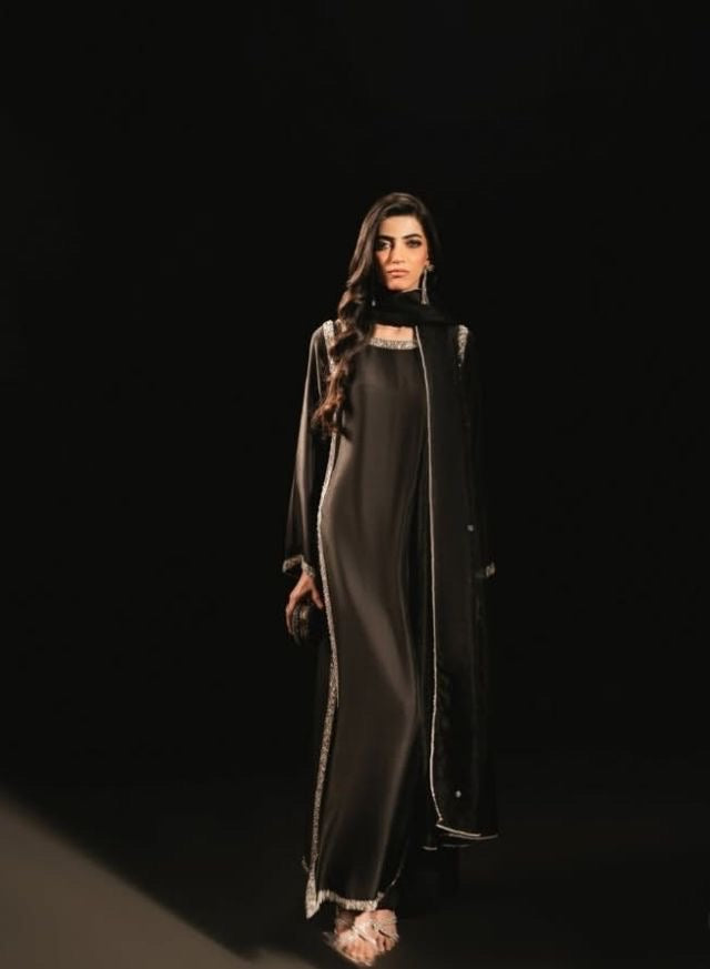 Buy Long Silk Dresses Online for Elegant Occasions