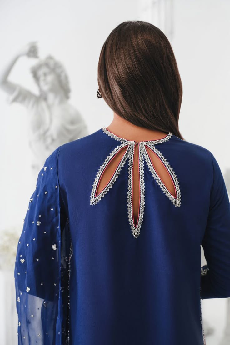 Girls Dress Designs Online – Stylish & Trendy Looks