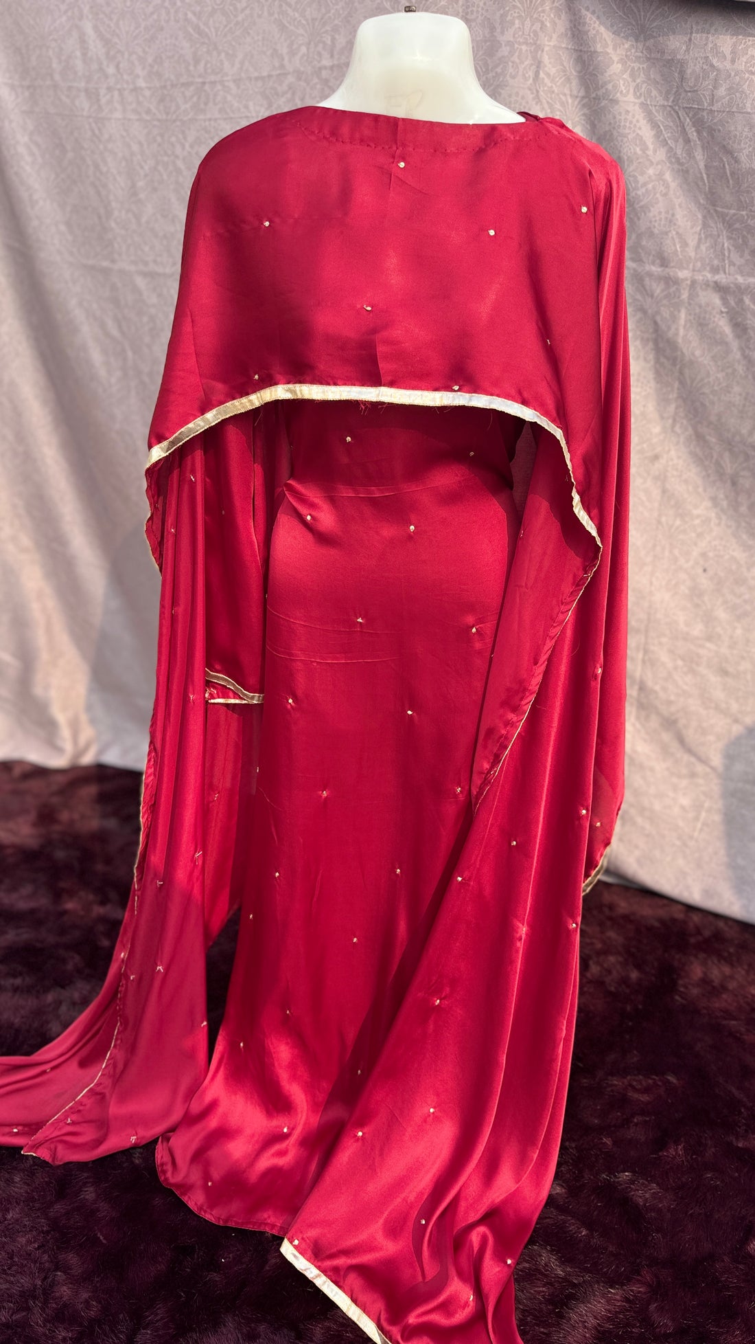 Luxury Elegant Silk Cape Gown for Special Evenings