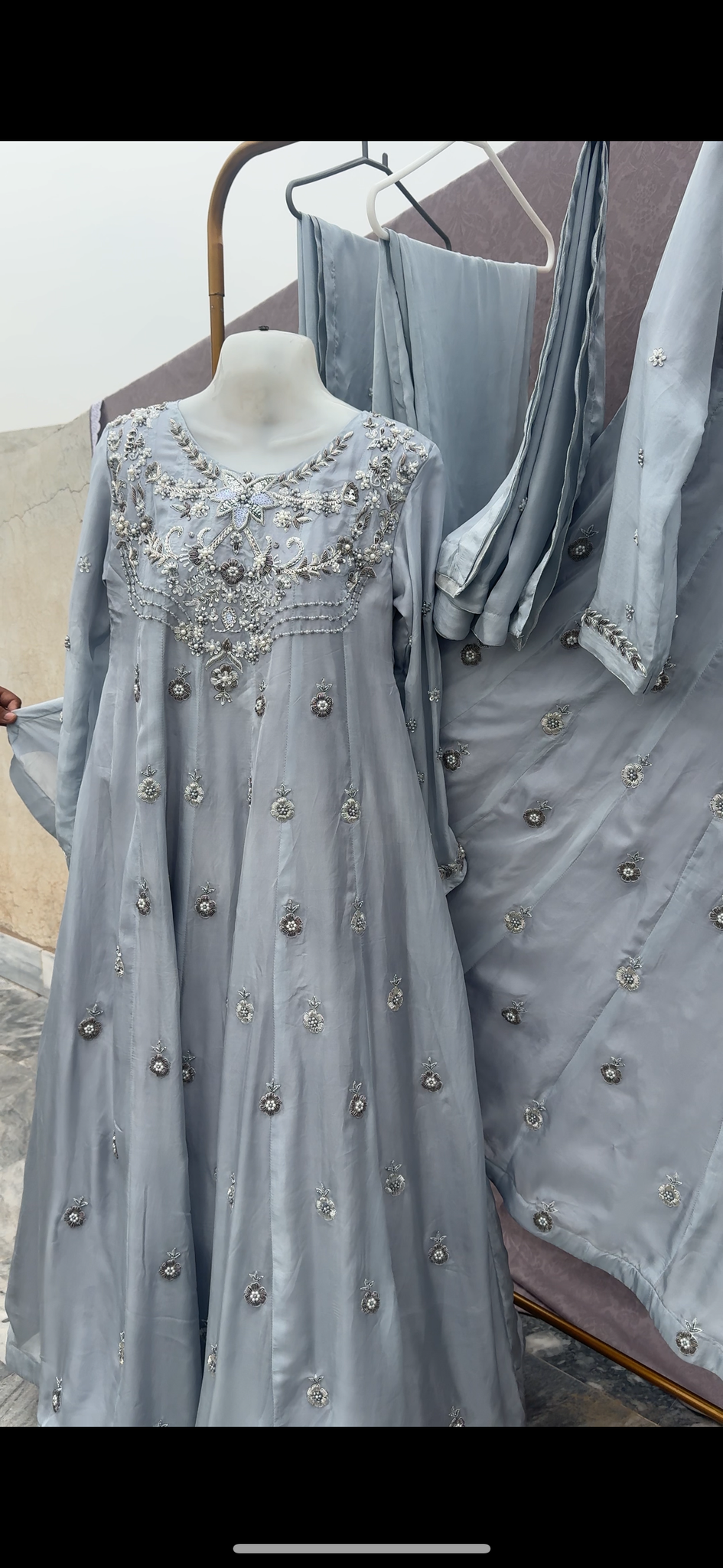 Diva-grey - Styled by Merram