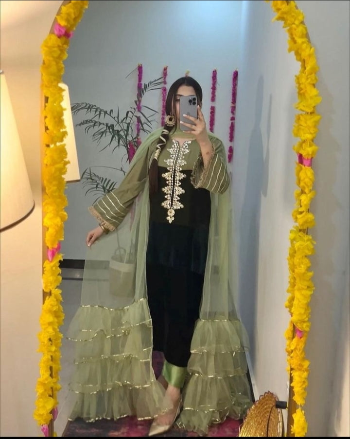 Multi color Gotta neckline dress