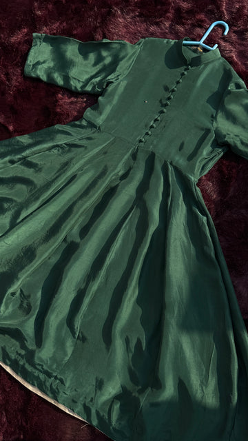 Elegant Green Anarkali Frock for Women – Stylish Look